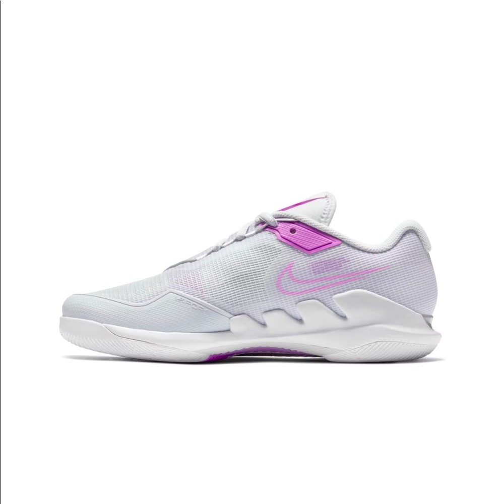 Nike Women's Nikecourt Air Zoom Vapor Tennis Shoes